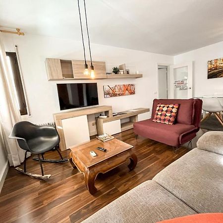 Apartamento Para 4 Con Terraza En El Centro ชีโรนา ภายนอก รูปภาพ